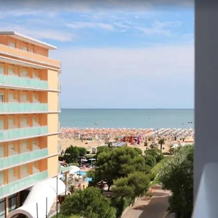 Joyful Sea-view With Place